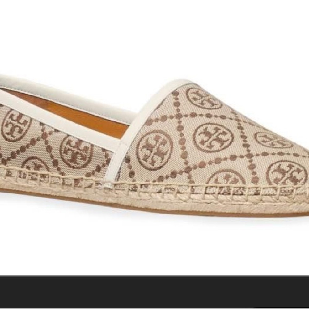 Tory Burch T Monogram Flat Espadrille Loafers. 7 Medium